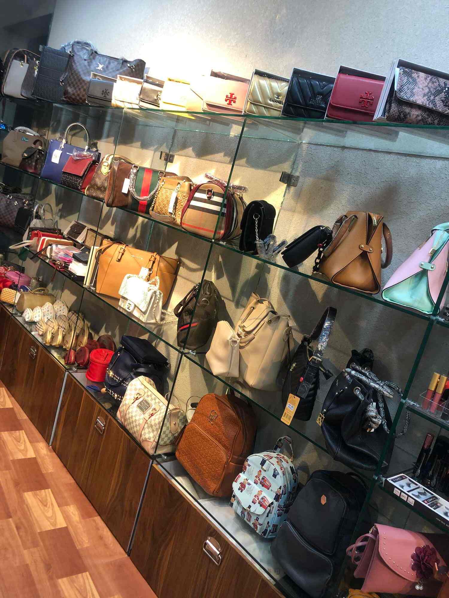 pre-owned luxury bags singapore